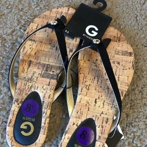 Guess Flip Flops